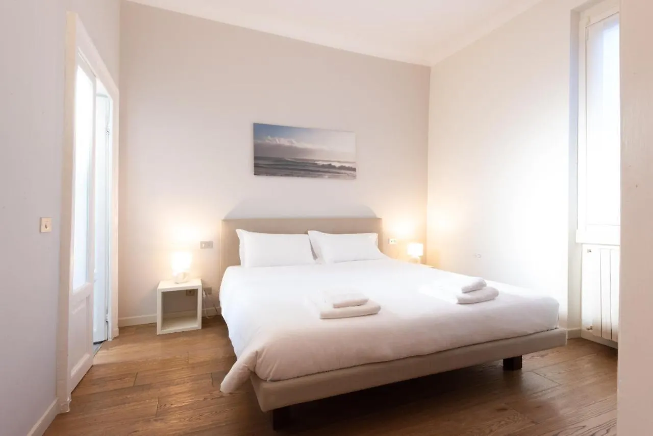 Porta Venezia Elegant Penthouse With Terrace Apartment Milan