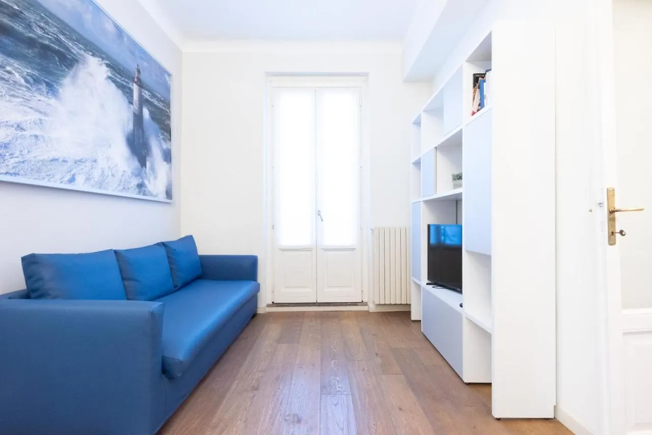 Apartamento Porta Venezia Elegant Penthouse With Terrace Milán